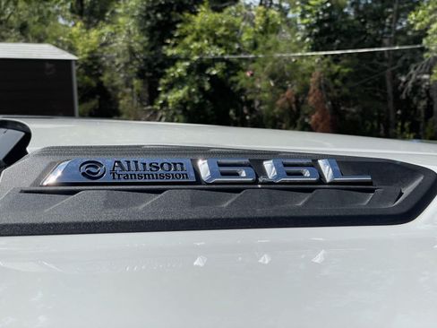 Used 2024 Chevrolet Silverado 2500 LT AWD/4WD image 58
