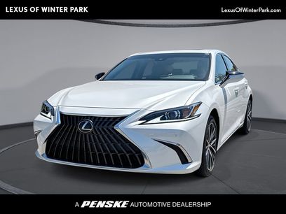Used 2025 Lexus ES 350 w/ Premium Package