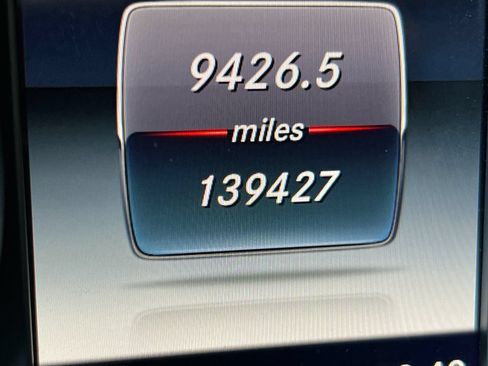 Used 2018 Mercedes-Benz GLC 300 image 26