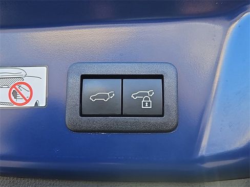 Used 2023 Toyota Prius Limited image 22