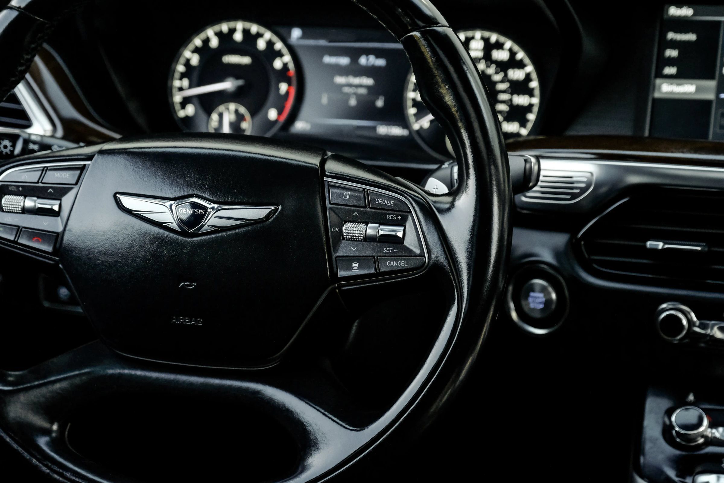Used 2019 Genesis G90 5.0 Ultimate RWD image 26