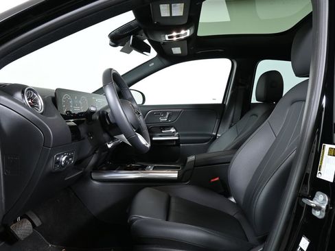 Certified 2026 Mercedes-Benz GLA 250 4MATIC image 3