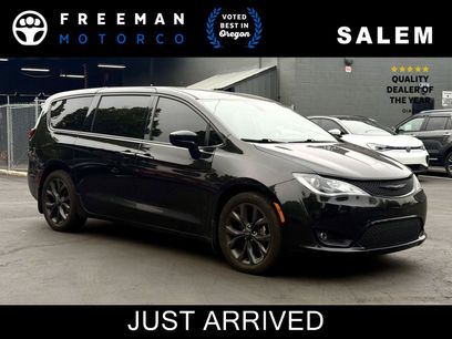 Used 2019 Chrysler Pacifica Touring Plus w/ S Appearance Package