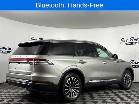 Used 2023 Lincoln Aviator AWD w/ Premium Package image 7