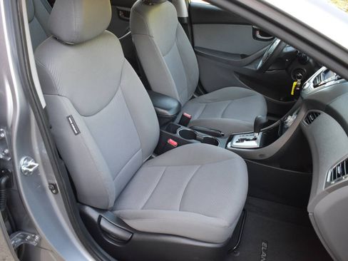 Used 2012 Hyundai Elantra GLS w/ Preferred Pkg 3 FWD image 19