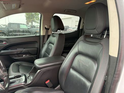 Used 2019 GMC Canyon All Terrain w/ Trailering Package image 13