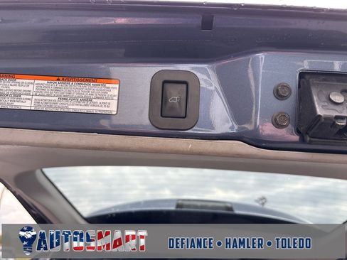 Used 2016 Toyota Sienna L image 43