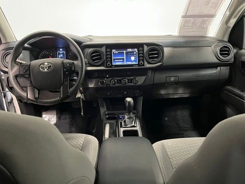 Used 2022 Toyota Tacoma SR w/ SR Convenience Package image 16