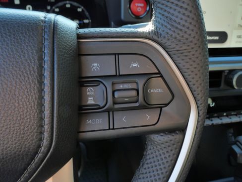 Certified 2026 Toyota Tacoma TRD Off-Road w/ TRD Off Road Premium Package AWD/4WD image 29
