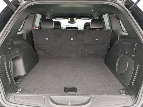 Used 2022 Jeep Grand Cherokee Laredo X image 23