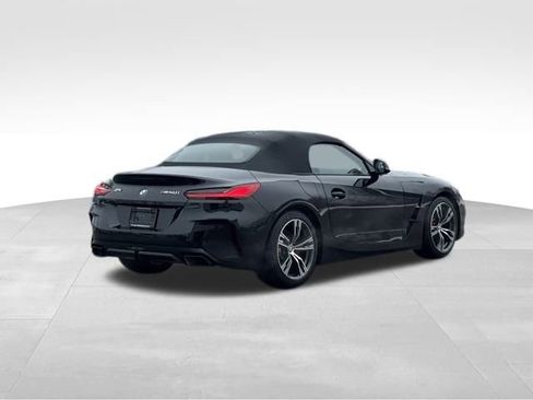 Certified 2024 BMW Z4 M40i w/ Premium Package image 9