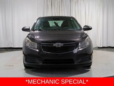 Used 2014 Chevrolet Cruze LS image 3