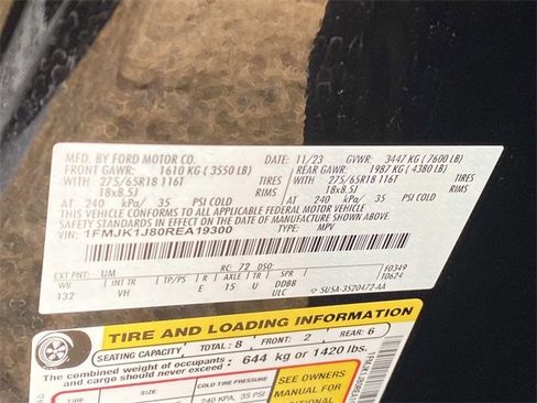 Certified 2024 Ford Expedition Max XLT image 59