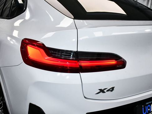 Used 2023 BMW X4 xDrive30i w/ M Sport Package AWD/4WD image 78