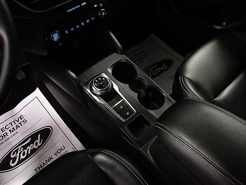 Used 2024 Ford Escape Platinum AWD/4WD image 23