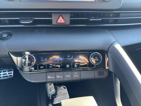 New 2026 Hyundai Elantra Sport FWD image 21