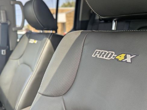 Used 2020 Nissan Frontier PRO-4X w/ Pro-4x Utility Package AWD/4WD image 21