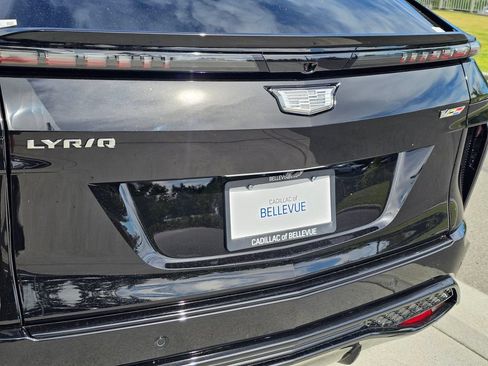 New 2026 Cadillac Lyriq V AWD/4WD image 14