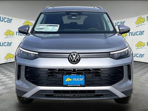 New 2026 Volkswagen Tiguan SE image 3