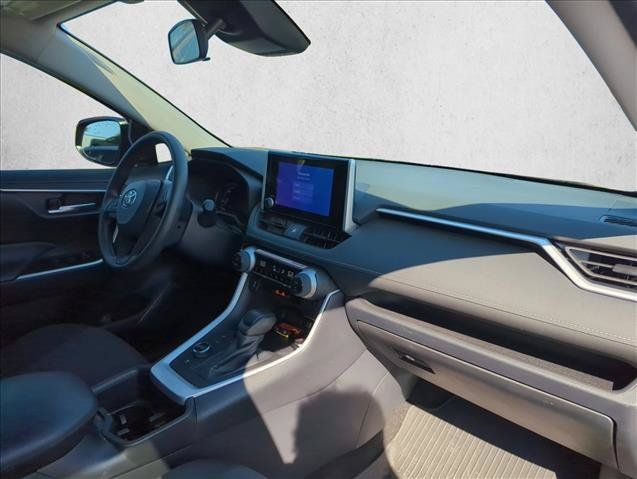 Certified 2025 Toyota RAV4 Woodland Edition AWD/4WD image 30