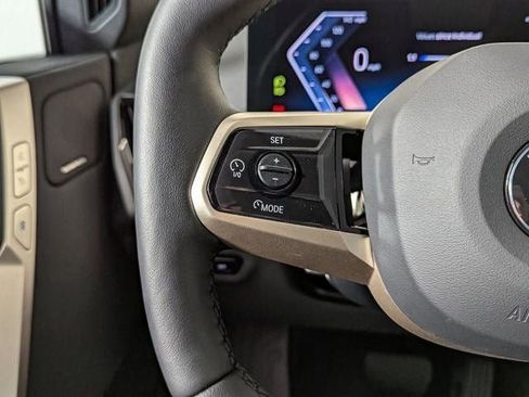 Used 2026 BMW iX xDrive60 w/ Premium Package image 25