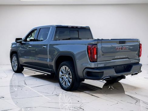 Used 2021 GMC Sierra 1500 Denali w/ Denali Ultimate Package AWD/4WD image 3