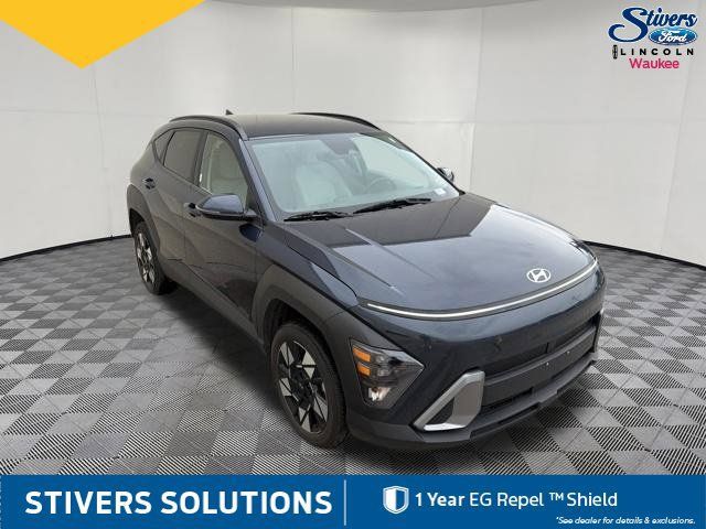 Used 2025 Hyundai Kona SEL AWD/4WD image 3