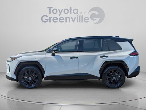 Used 2026 Toyota RAV4 XSE w/ Panoramic Sun Roof Package AWD/4WD image 2