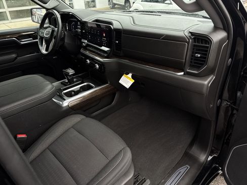 Certified 2023 GMC Sierra 1500 Elevation w/ Preferred Package image 29