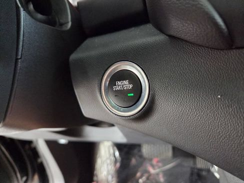 Used 2023 GMC Terrain SLE w/ Driver Convenience Package FWD image 27