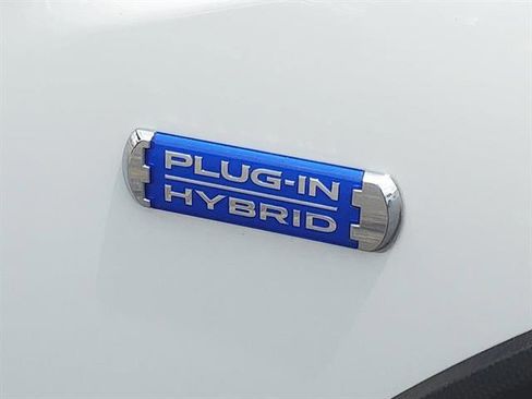 Used 2022 Subaru Crosstrek Hybrid w/ Moonroof Package w/Navigation image 2