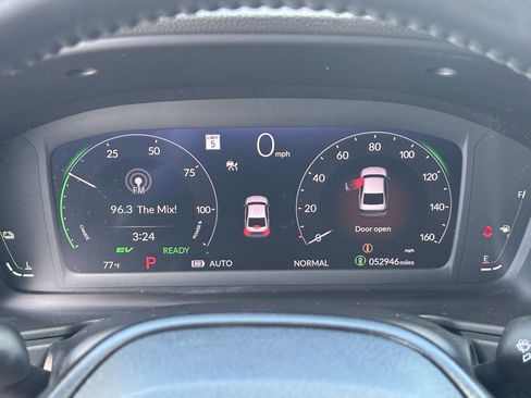 Used 2024 Honda Accord Sport image 29