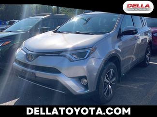 Used 2017 Toyota RAV4 XLE image 1