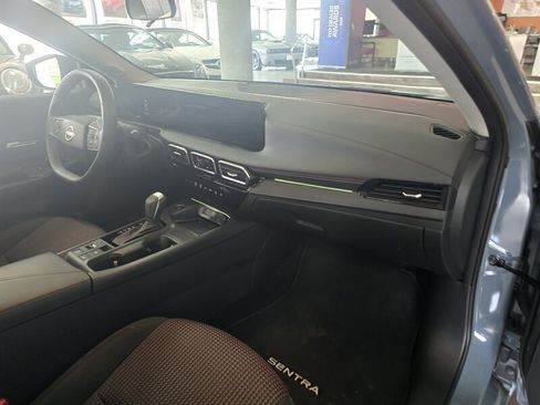 Used 2026 Nissan Sentra SR w/ Floor Mat Package FWD image 13