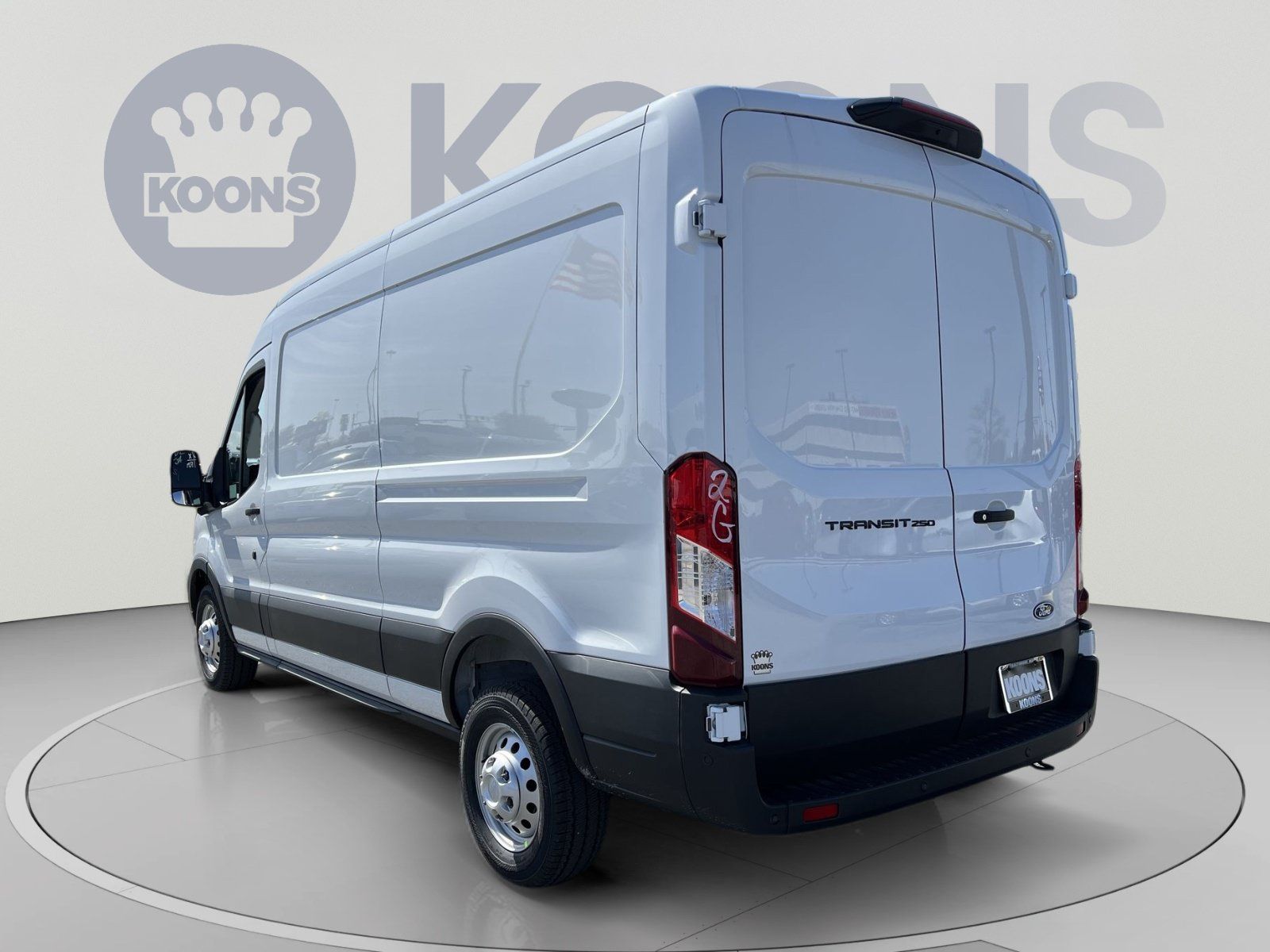 New 2026 Ford Transit 250 148 Medium Roof w/ Load Area Protection Package RWD image 4