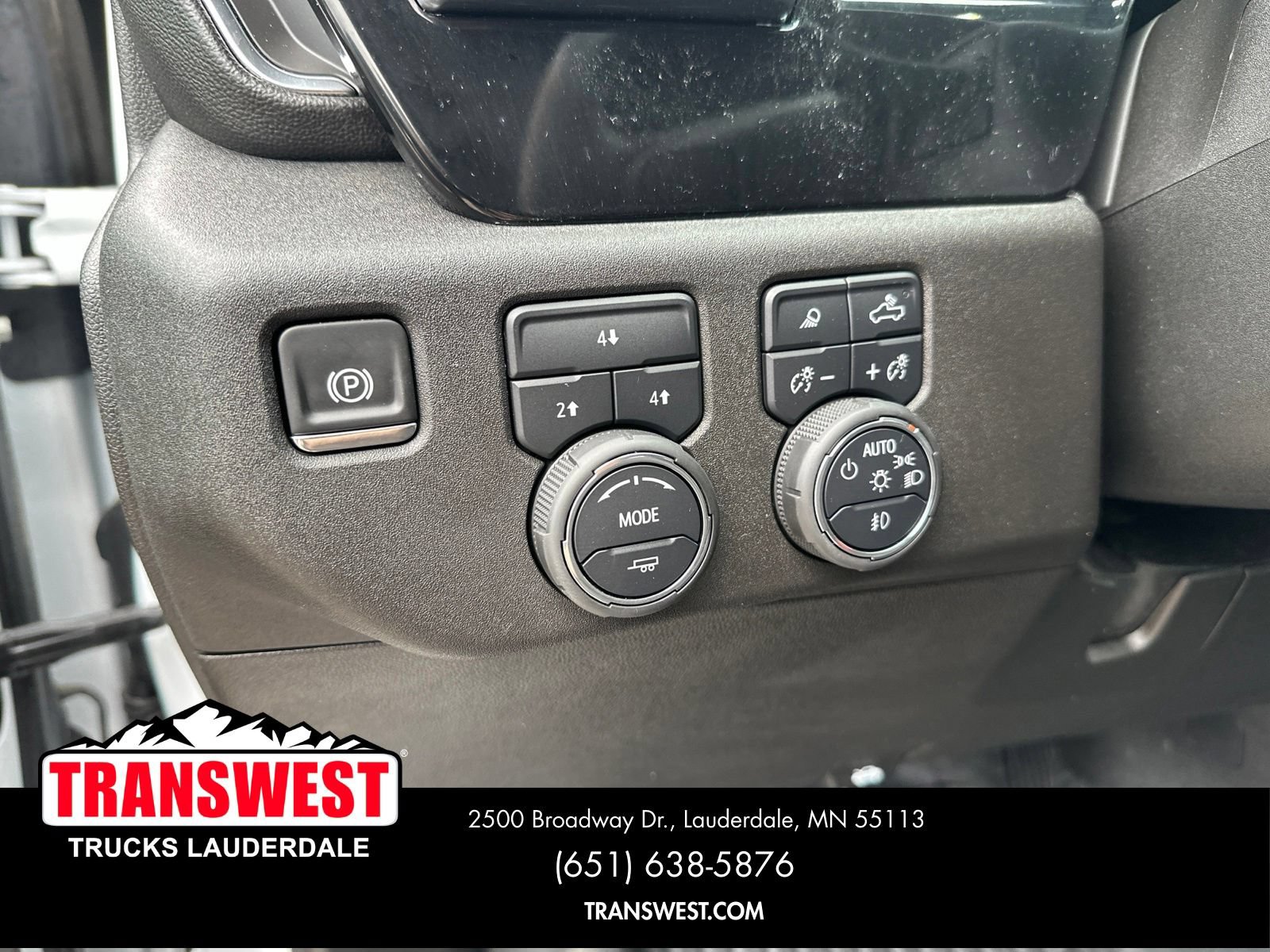 Used 2025 Chevrolet Silverado 3500 LT w/ Safety Package AWD/4WD image 11