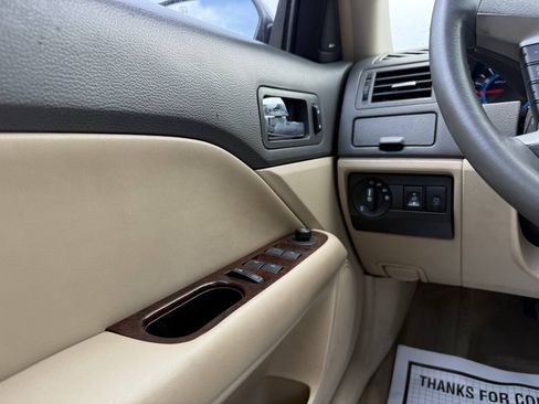 Used 2010 Ford Fusion SEL FWD image 29