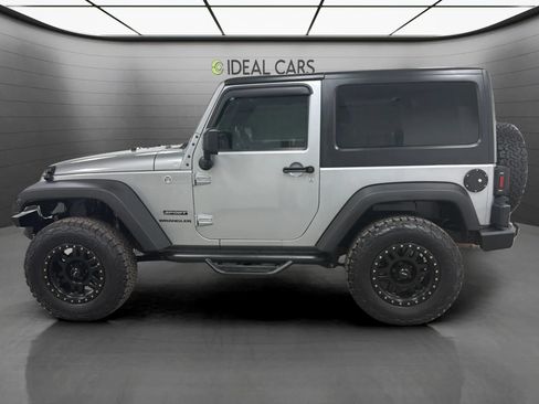 Used 2016 Jeep Wrangler Sport w/ Quick Order Package 24S AWD/4WD image 8