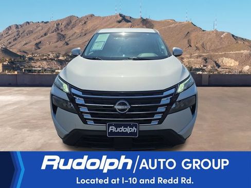 Used 2025 Nissan Rogue SV AWD/4WD image 8