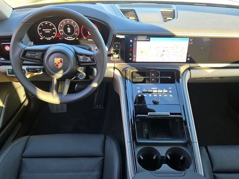 New 2026 Porsche Panamera 4 AWD/4WD image 32