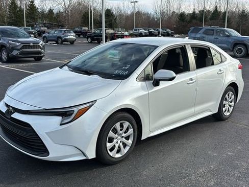 New 2026 Toyota Corolla LE image 3