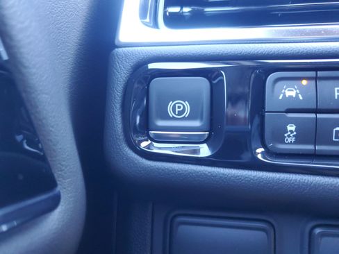 New 2026 GMC Yukon Denali w/ Sun & Power Step Package image 32