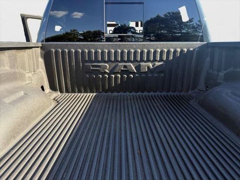 Certified 2025 RAM 1500 Big Horn AWD/4WD image 13