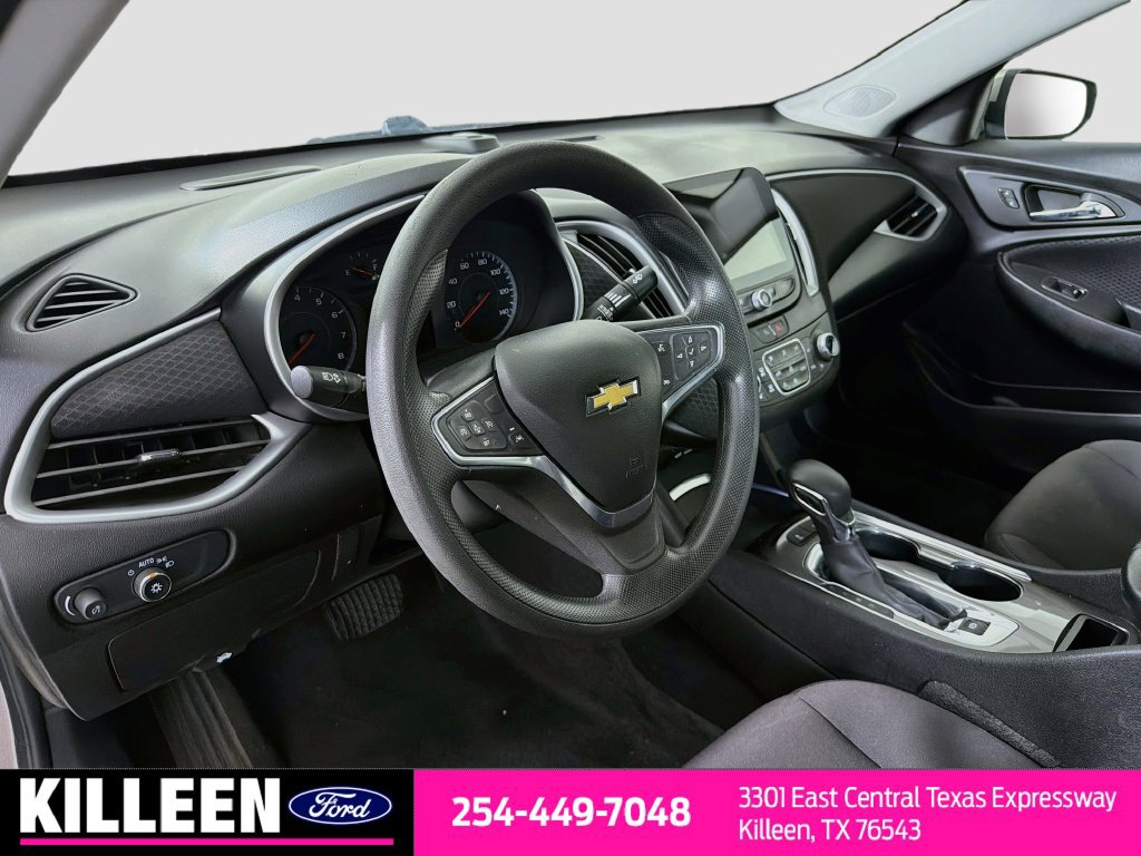 Used 2024 Chevrolet Malibu LT FWD image 11