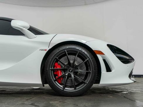 Used 2019 McLaren 720S Performance image 10