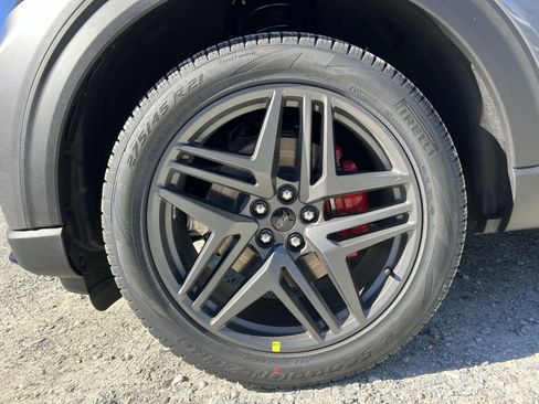 New 2026 Ford Explorer ST-Line w/ ST-Line Street Pack image 12