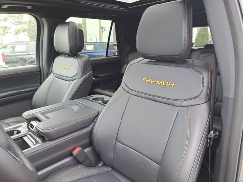 New 2026 Ford Expedition Tremor image 21