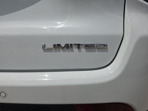 Used 2025 Jeep Compass Limited AWD/4WD image 19