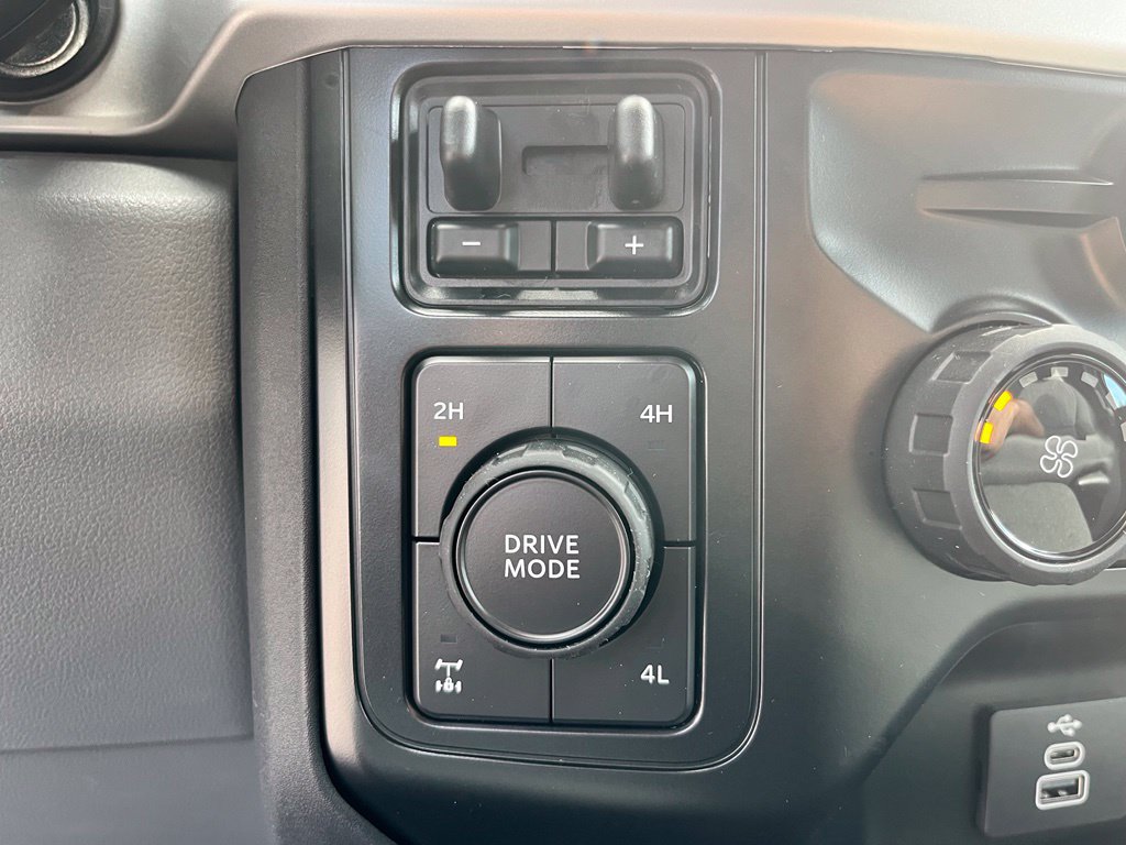 New 2026 Ford F350 XLT AWD/4WD image 29