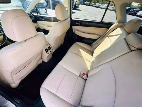 Used 2016 Subaru Outback 2.5i Limited image 19